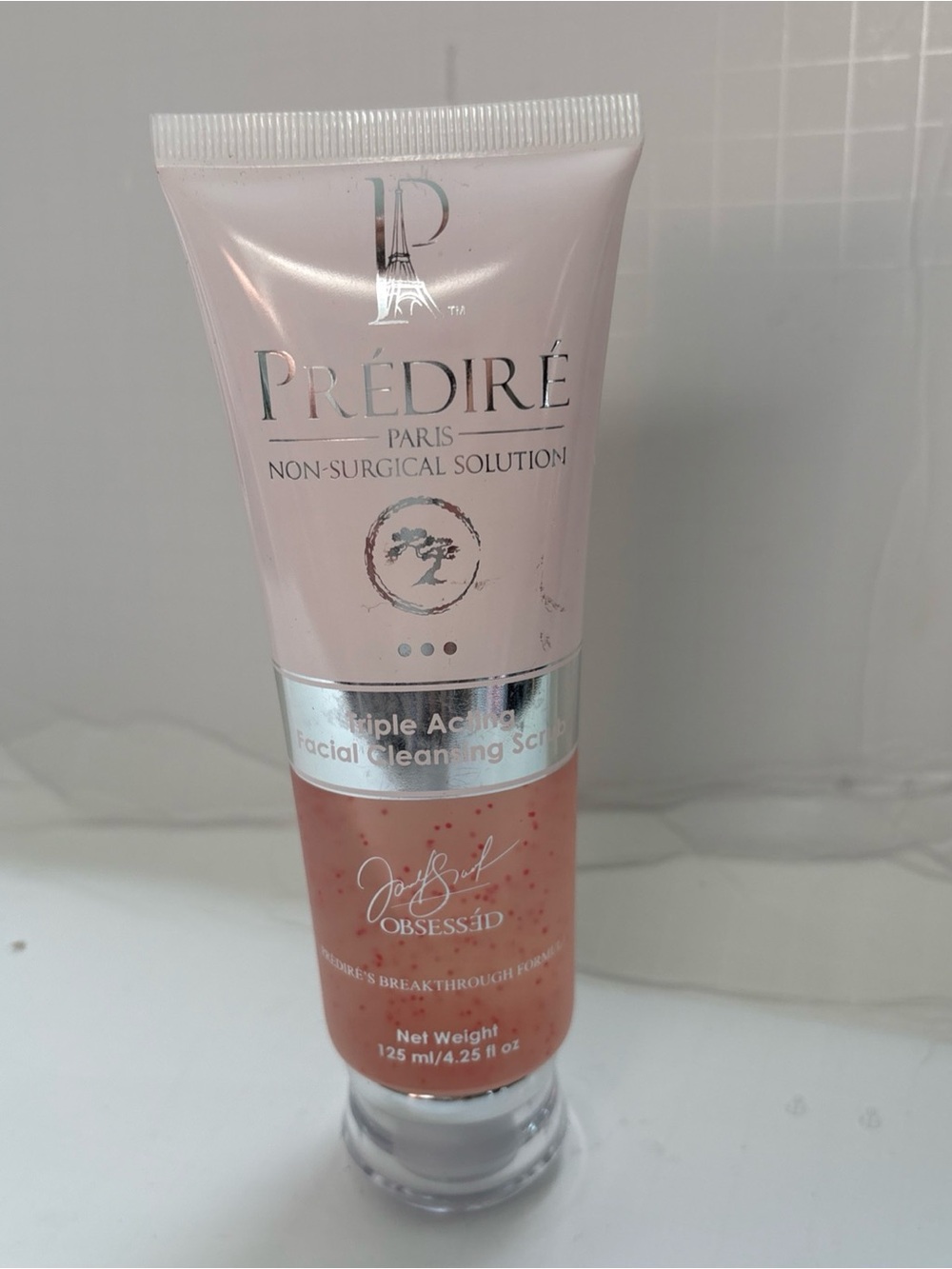 LuxuryTriple Acting Facial Cleansing Scrub
Powered by Bio Organica Collagen Tech